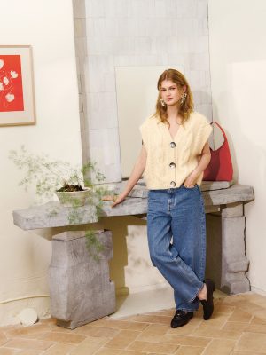 Nr 5 Harper Vest strikkes i Ballerina Chunky Mohair og Kos fra Sandnes Garn