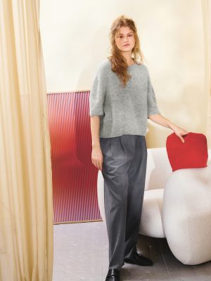 Nr 9 Ivy Tee strikkes i Sunday og Tynn Silk Mohair fra Sandnes Garn