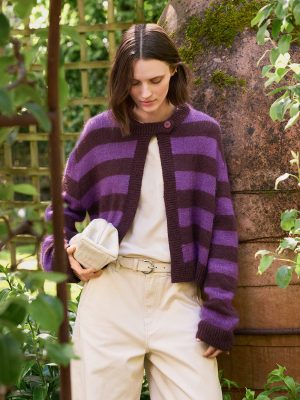 Mongo Cardigan er strikket i Sunday og Tynn Silk Mohair fra Sandnes Garn